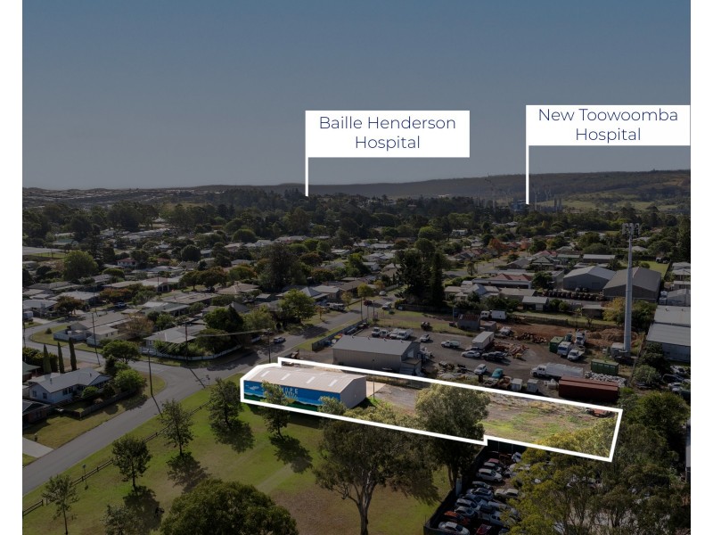 54 Priest Street, Rockville QLD 4350