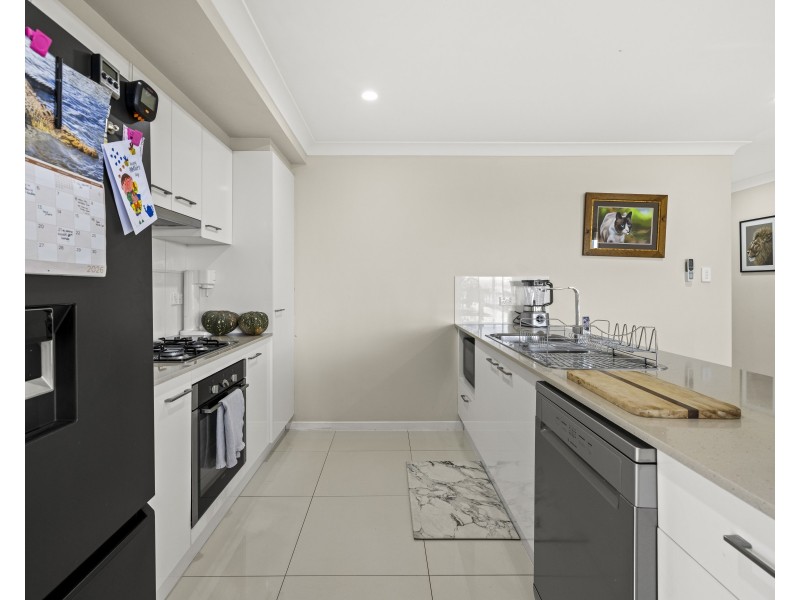 20 Kensei Street, Wyreema QLD 4352