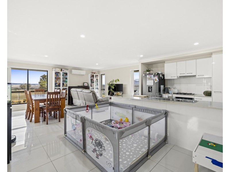 20 Kensei Street, Wyreema QLD 4352