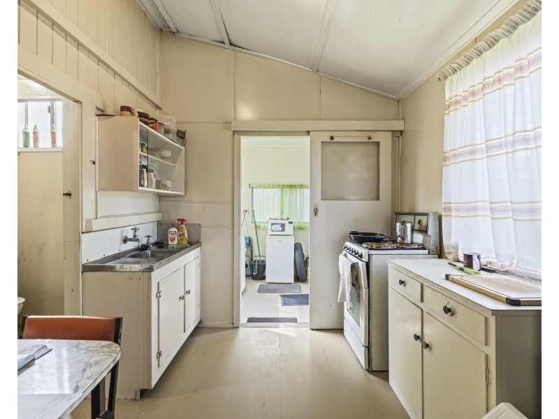 135 Bridge Street, North Toowoomba QLD 4350