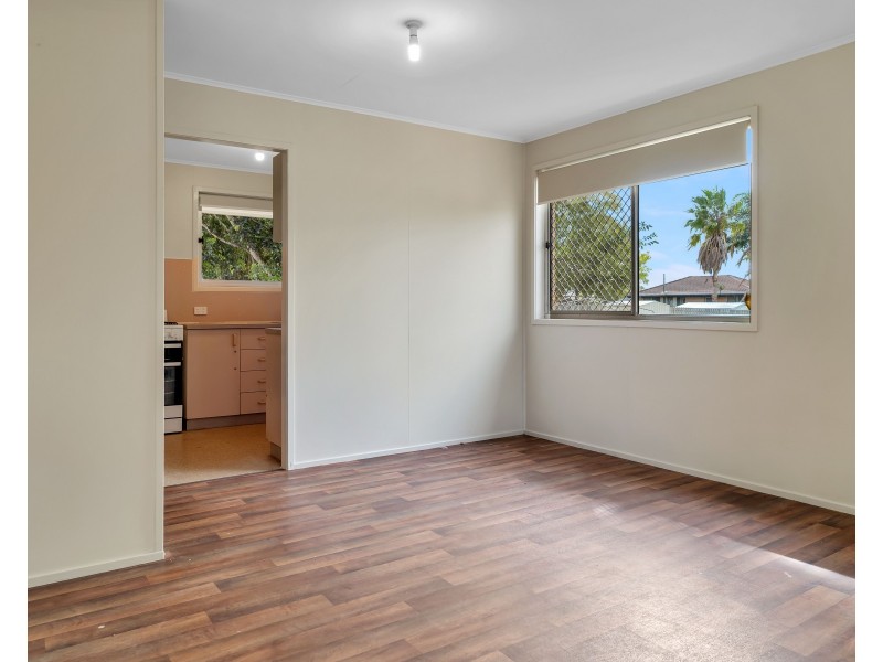 10 Charter Crescent, Rockville QLD 4350