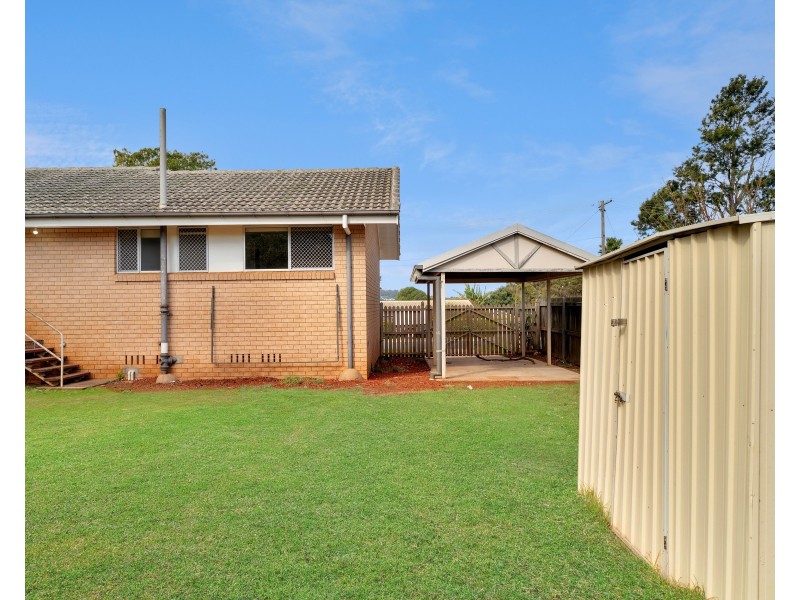 10 Charter Crescent, Rockville QLD 4350