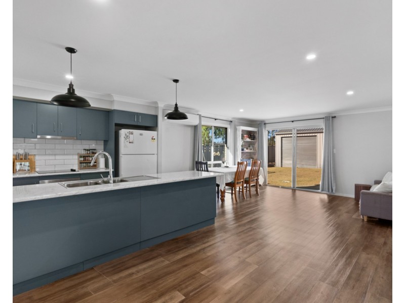 112 Magpie Drive, Cambooya QLD 4358