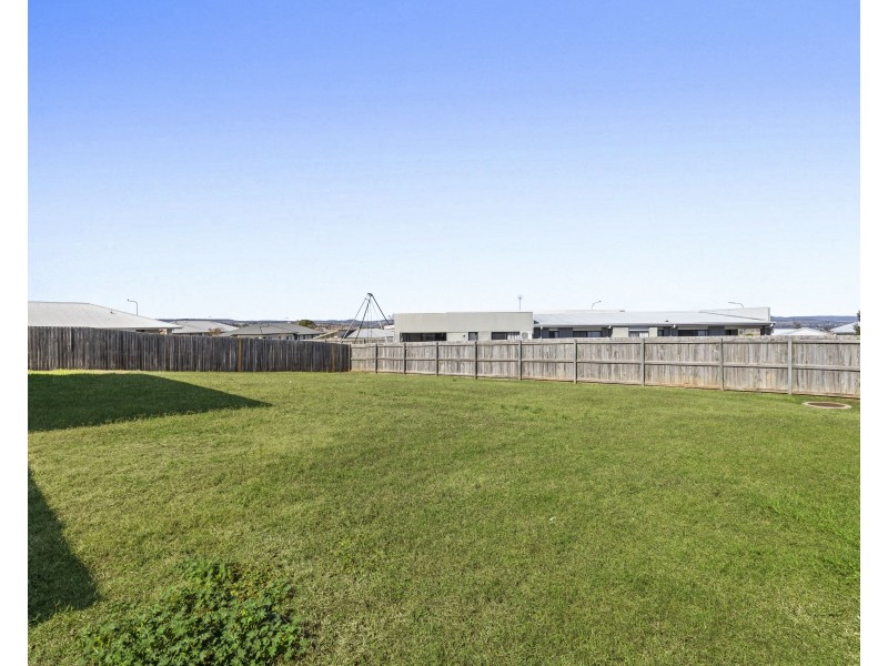 32 Tarcoola Street, Wyreema QLD 4352