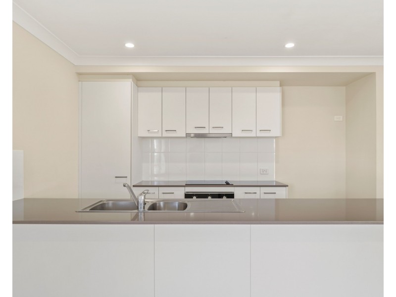 2 Carnamah Street, Cambooya QLD 4358