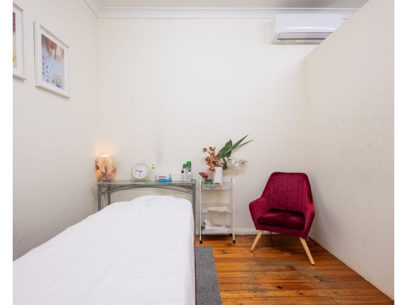 8 Station Street, Toowoomba City QLD 4350