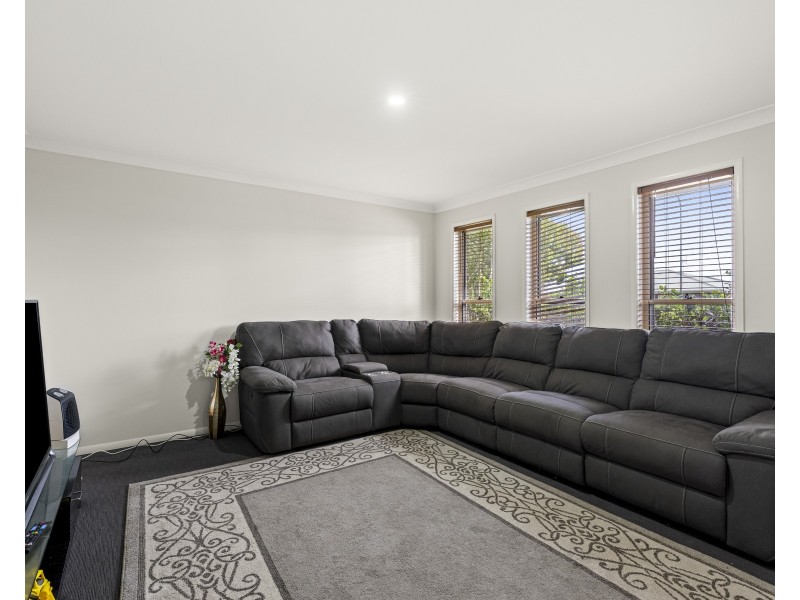 41 Entabeni Drive, Kearneys Spring QLD 4350