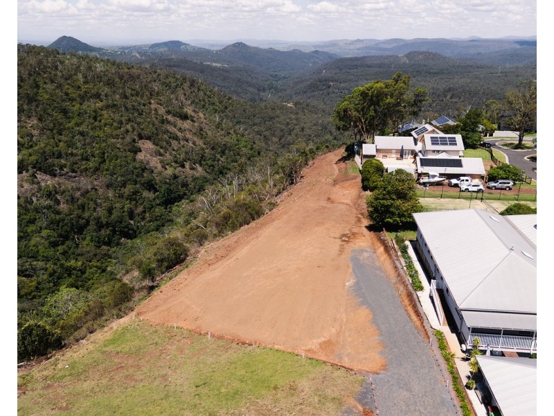 2B Mcstay Street, Middle Ridge QLD 4350