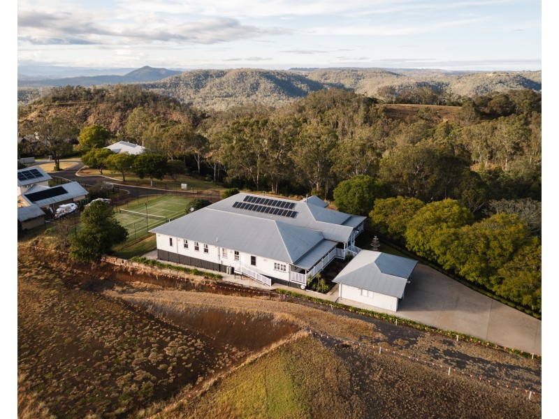 2B Mcstay Street, Middle Ridge QLD 4350