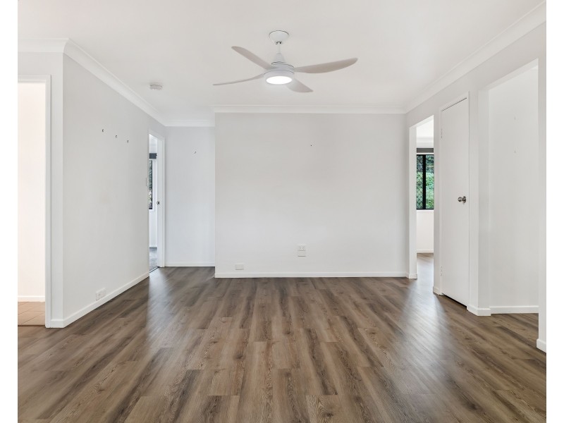4 Rebecca Court, Kearneys Spring QLD 4350