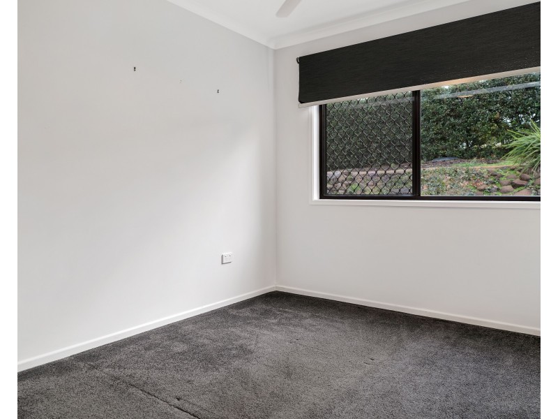 4 Rebecca Court, Kearneys Spring QLD 4350