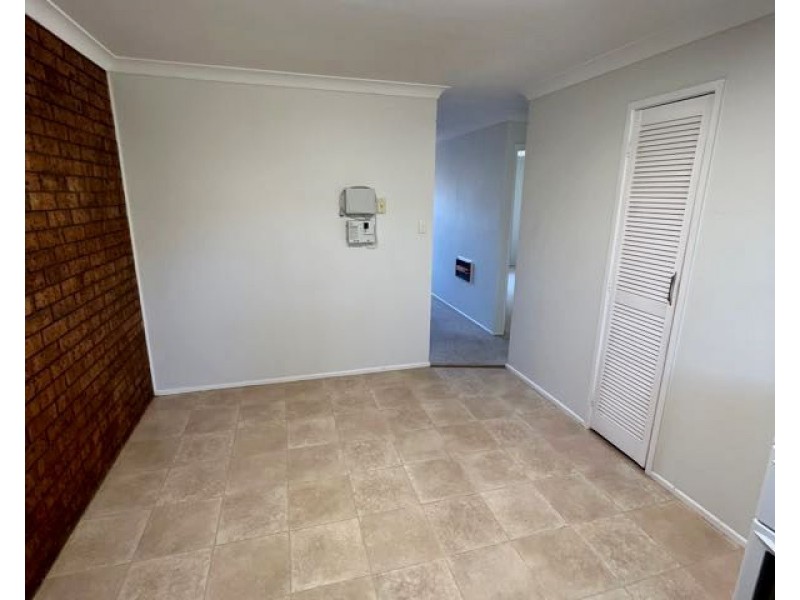 Unit 2/102 Alderley Street, Rangeville QLD 4350