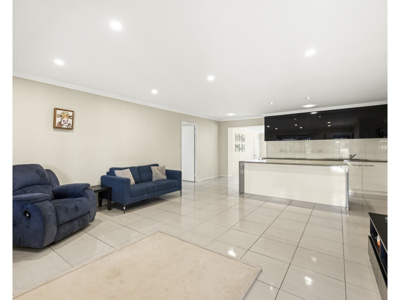 39 Wuth Street, Darling Heights QLD 4350