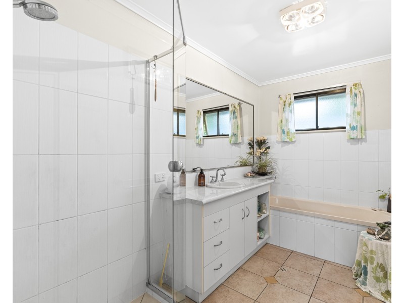 44 Tara Street, Wilsonton QLD 4350