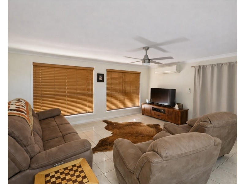 20 Adermann Drive, Kingaroy QLD 4610
