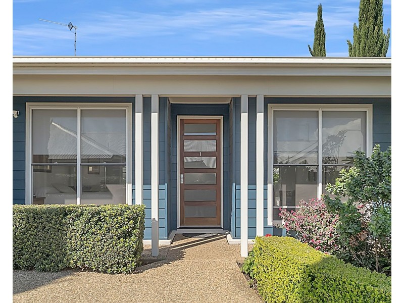 Unit 1/47A South Street, Rangeville QLD 4350