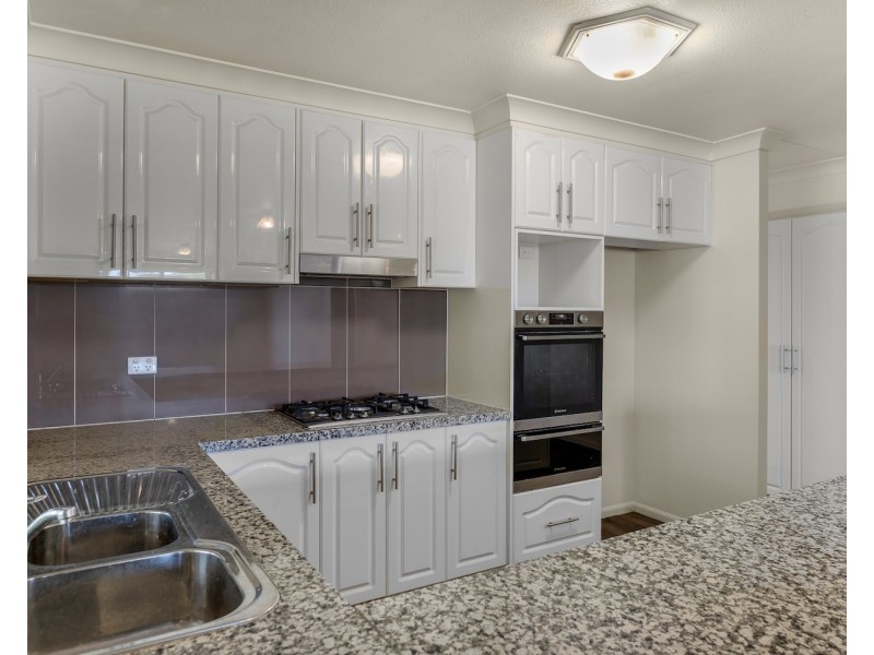 27 Horrocks Crescent, Kearneys Spring QLD 4350