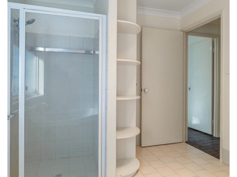 27 Horrocks Crescent, Kearneys Spring QLD 4350