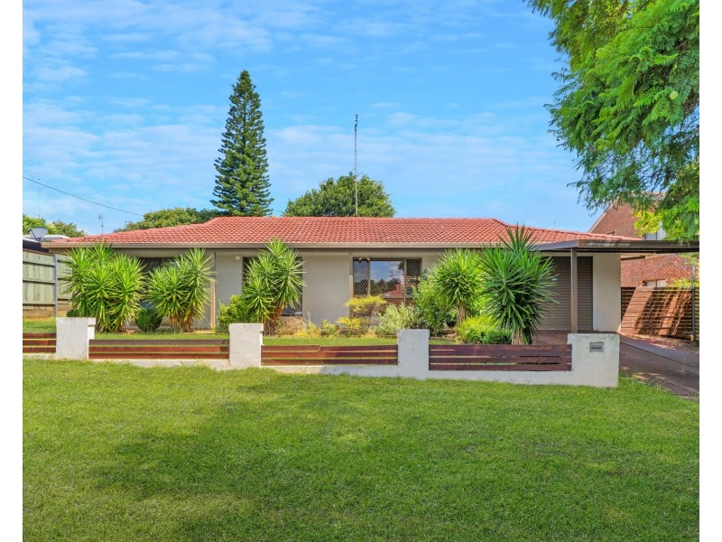 6 Carey Street, Kearneys Spring QLD 4350