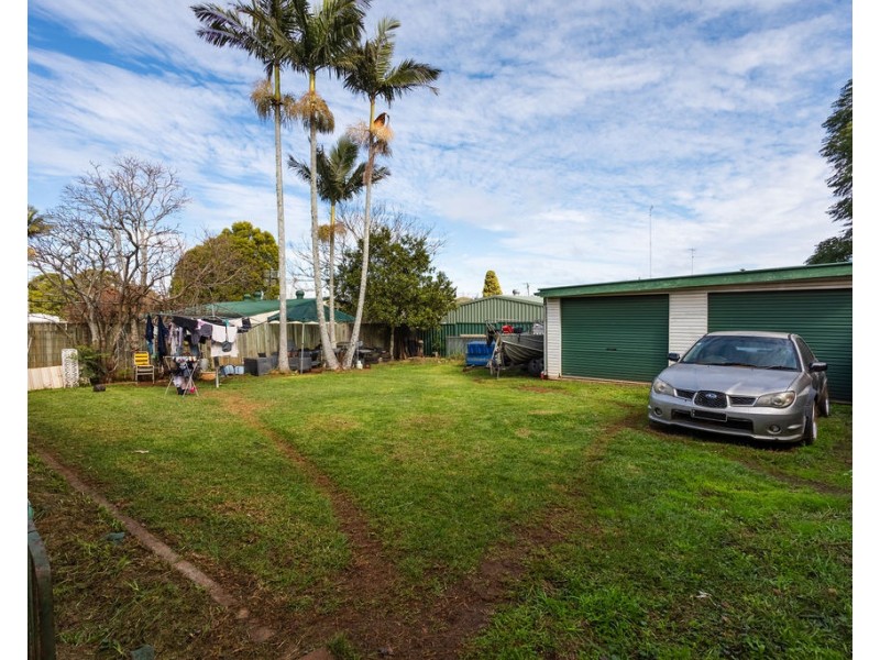 373 Hume Street, Kearneys Spring QLD 4350
