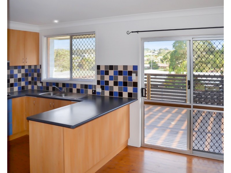 24 Debra Street, Centenary Heights QLD 4350