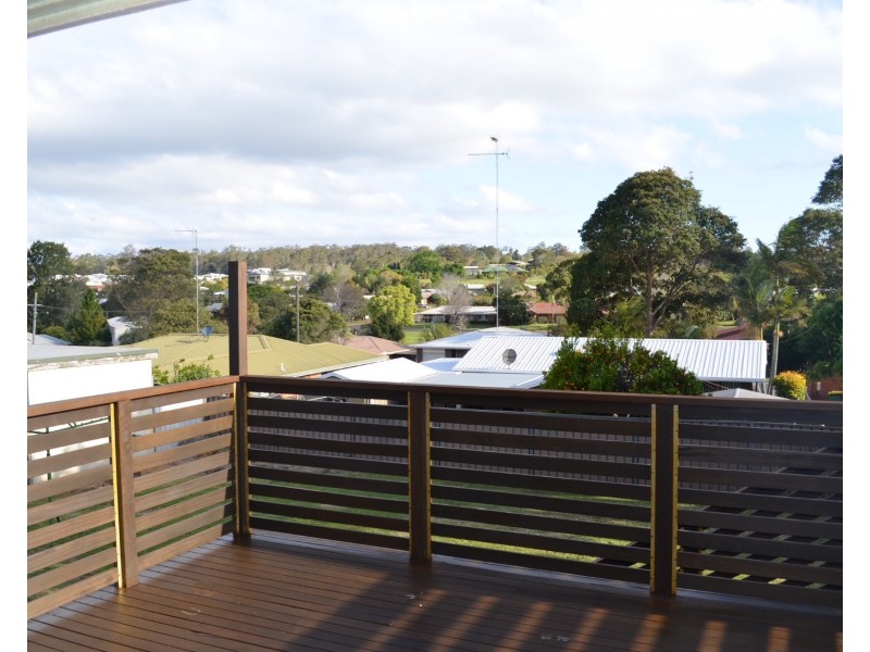 24 Debra Street, Centenary Heights QLD 4350