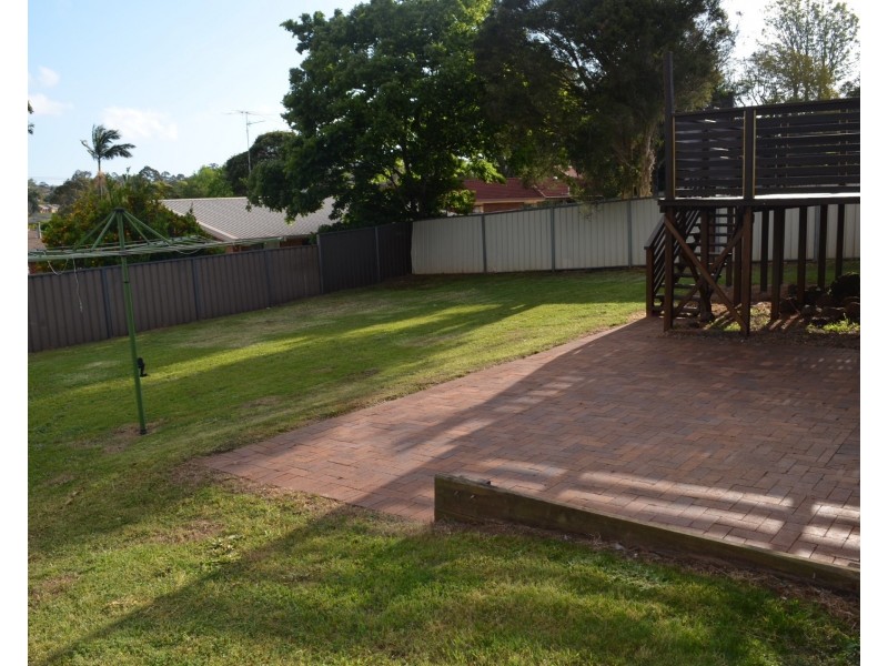 24 Debra Street, Centenary Heights QLD 4350