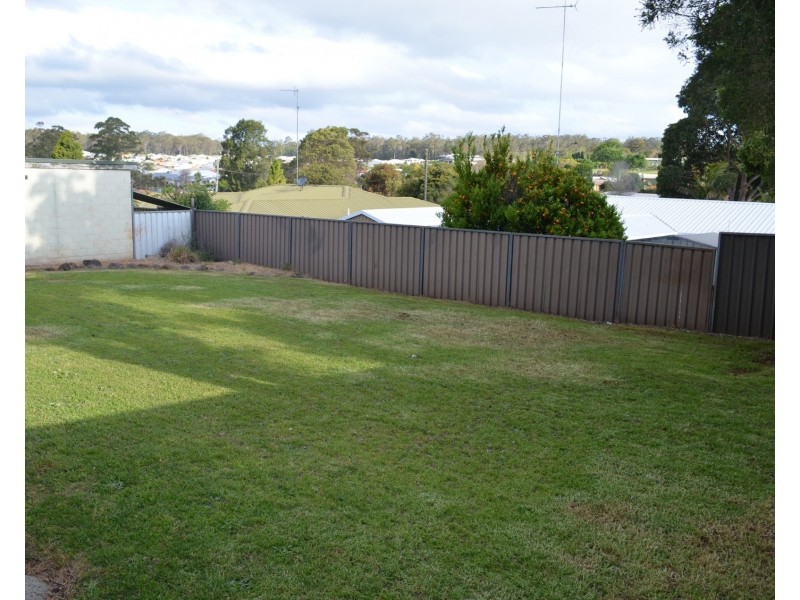 24 Debra Street, Centenary Heights QLD 4350
