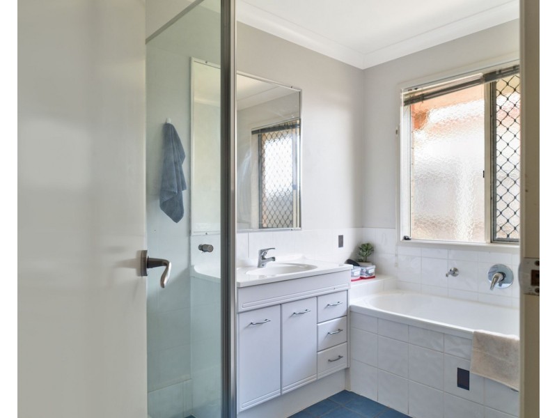 13 Cuttaburra Crescent, Glenvale QLD 4350