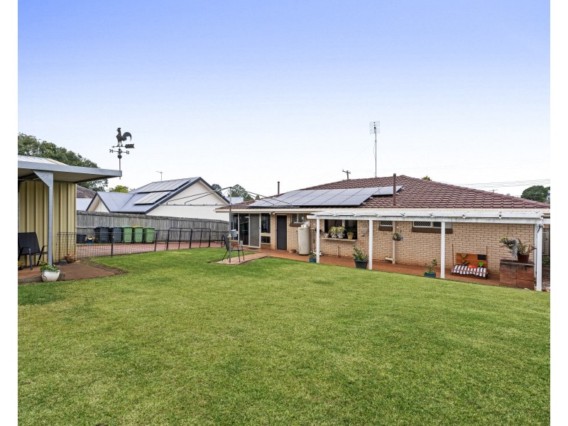 25 Wilson St, Rangeville QLD 4350