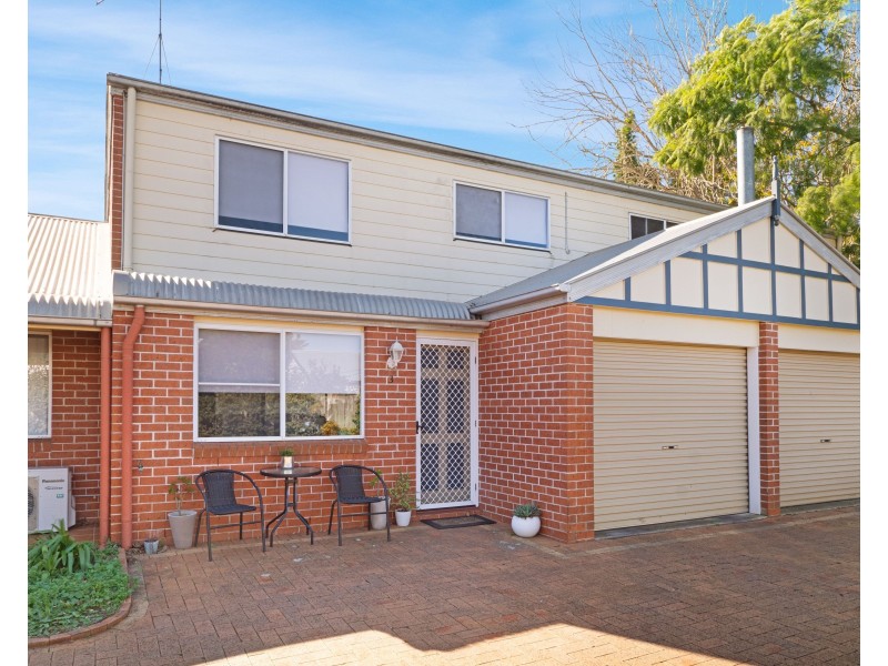 Unit 3/8 Lindsay Street, East Toowoomba QLD 4350
