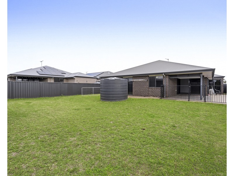 3 Basset Crescent, Torrington QLD 4350