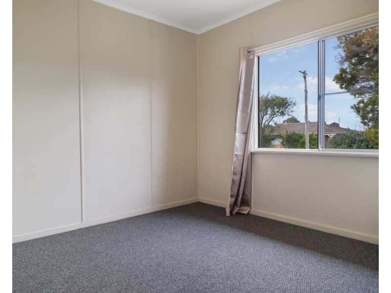 11 McCafferty Street, Wilsonton QLD 4350