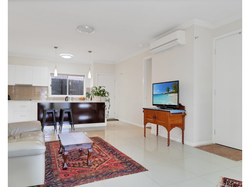 Unit 2/233 Geddes Street, East Toowoomba QLD 4350