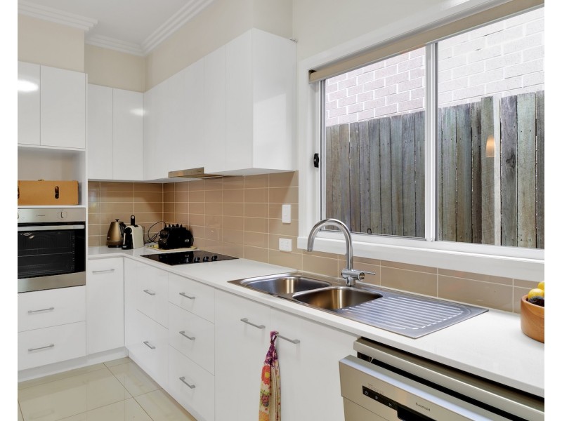 Unit 2/233 Geddes Street, East Toowoomba QLD 4350