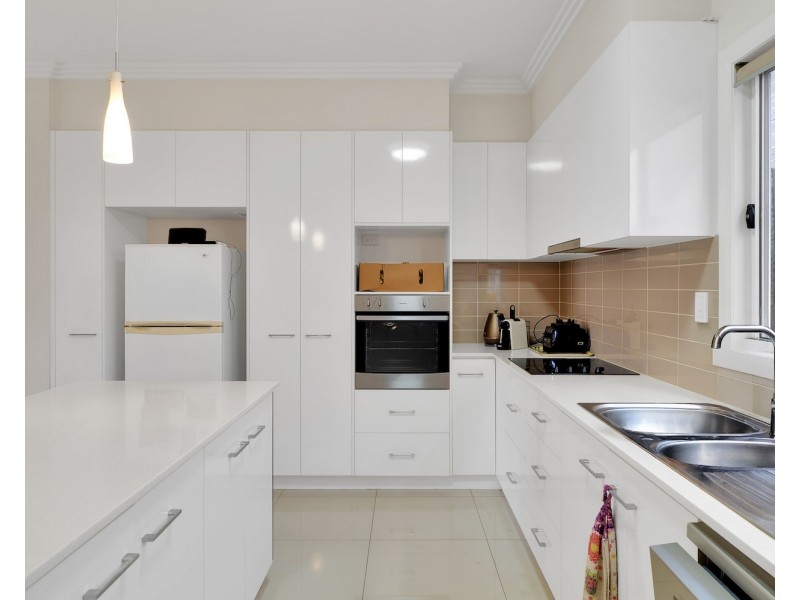 Unit 2/233 Geddes Street, East Toowoomba QLD 4350