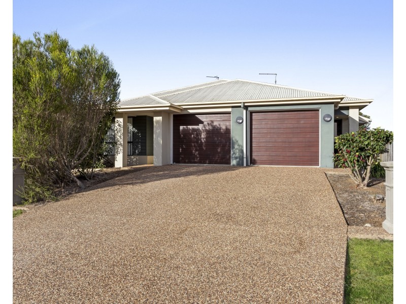 16 Magpie Drive, Cambooya QLD 4358