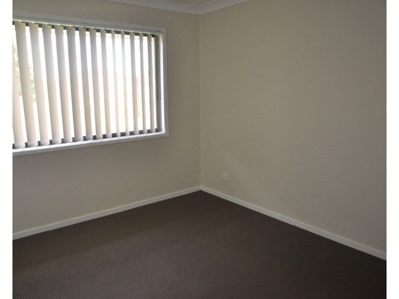 2/38 Weebah Place, Cambooya QLD 4358