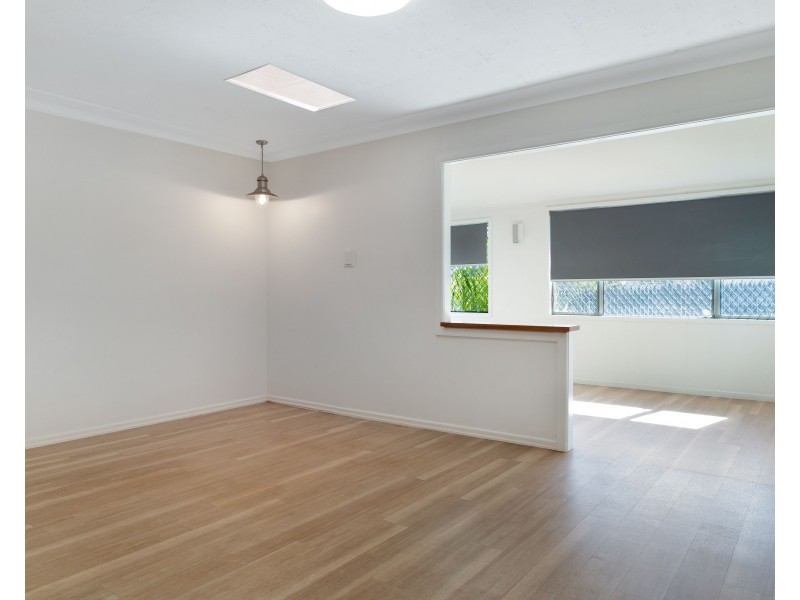 328 Alderley Street, Kearneys Spring QLD 4350