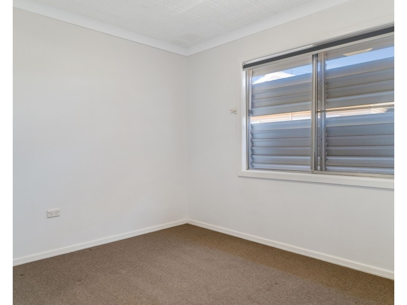 328 Alderley Street, Kearneys Spring QLD 4350