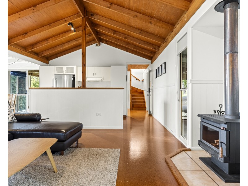 112/3143 Esk Hampton Road, Ravensbourne QLD 4352