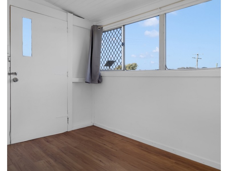 Unit 4/21 West Street,, Newtown QLD 4350