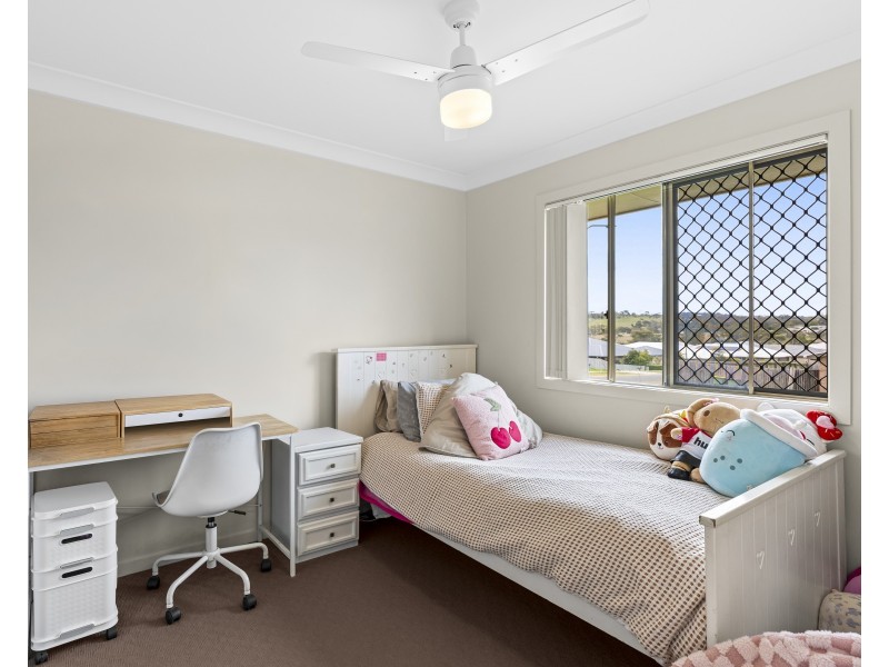 11 Sophia Crescent, Cotswold Hills QLD 4350