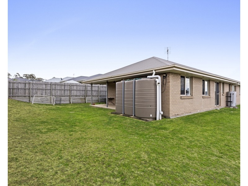11 Sophia Crescent, Cotswold Hills QLD 4350