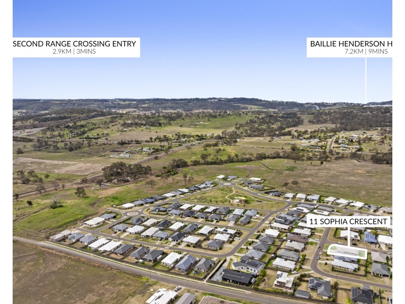 11 Sophia Crescent, Cotswold Hills QLD 4350