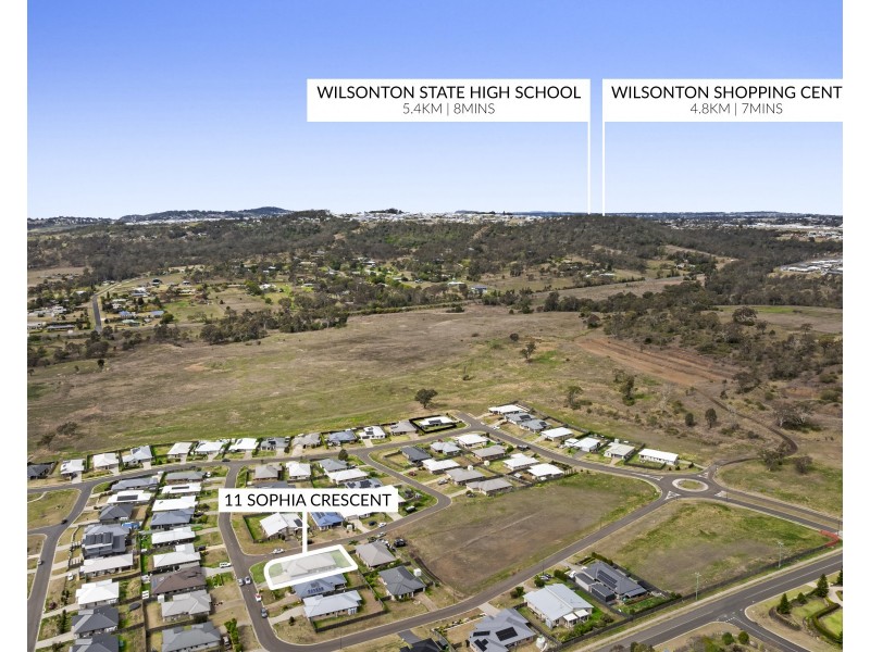 11 Sophia Crescent, Cotswold Hills QLD 4350