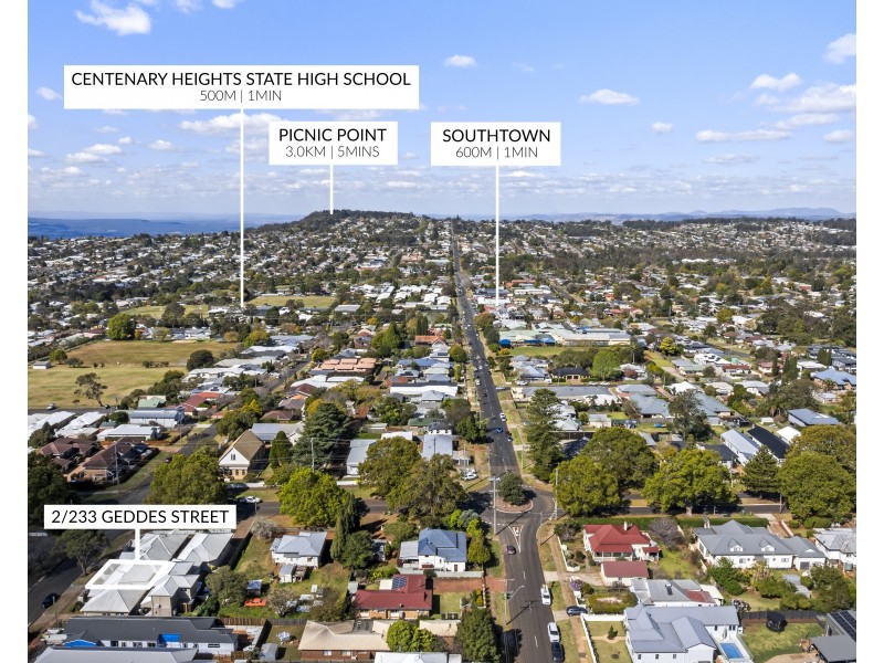 Unit 2/233 Geddes Street, South Toowoomba QLD 4350