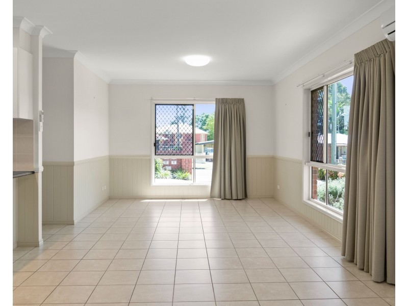 Unit 1/6 Victory Street, Newtown QLD 4350