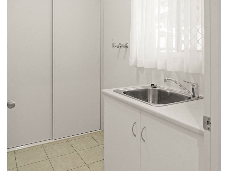 Unit 1/6 Victory Street, Newtown QLD 4350