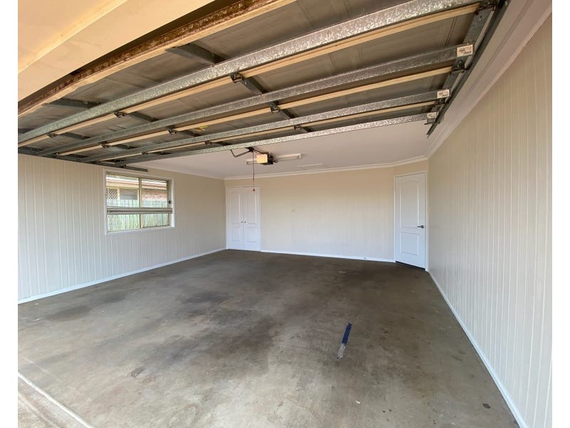 421 West Street, Darling Heights QLD 4350